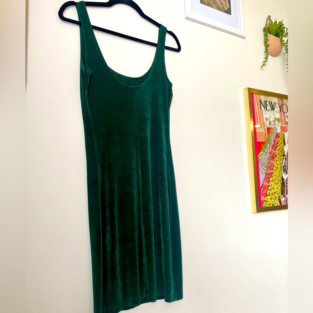 VINTAGE FOREST GREEN MINI DRESS 🌿💚 - Picture 2 of 6